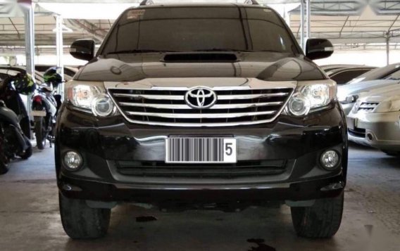 Selling 2nd Hand Toyota Fortuner 2014 in Makati 