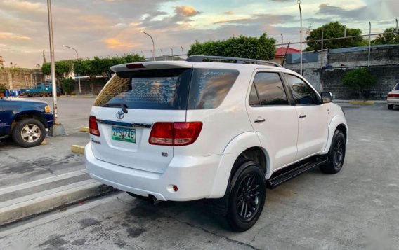 Selling 2nd Hand Toyota Fortuner 2006 in Las Piñas-3
