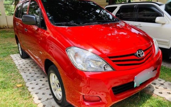 Toyota Innova 2010 for sale in Cebu City-3