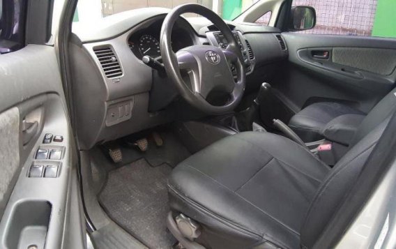 Selling 2nd Hand Toyota Innova 2014 in Marikina-9