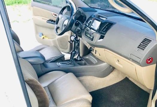 2nd Hand Toyota Fortuner 2012 Automatic Diesel for sale in Pasig-5