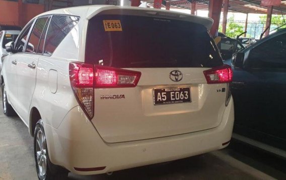 Pearlwhite Toyota Innova 2018 for sale in Quezon City-6