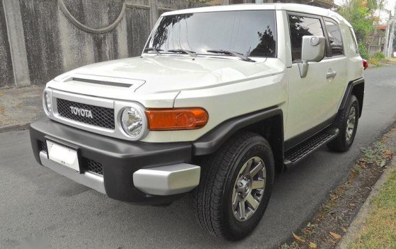Selling Used Toyota Fj Cruiser 2015 in Quezon City-2