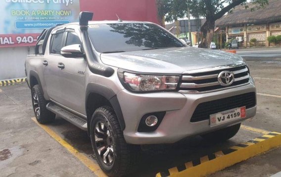 Selling Toyota Hilux 2018 in Quezon City