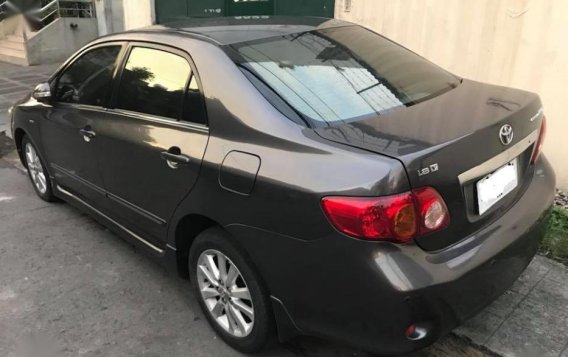 Selling 2nd Hand Toyota Altis 2009 in Makati-3