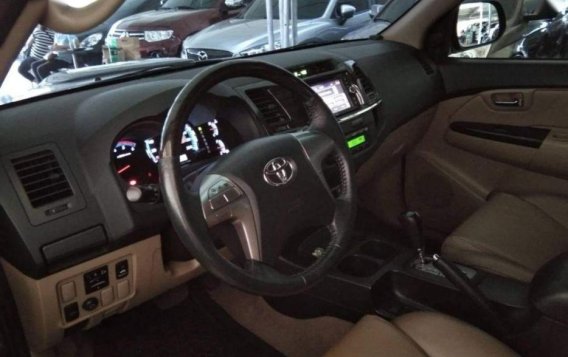 Selling 2nd Hand Toyota Fortuner 2014 in Makati -6