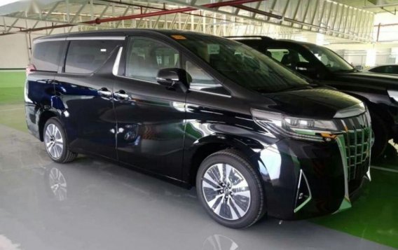 Sell Brand New 2019 Toyota Alphard Automatic Gasoline in Makati-2
