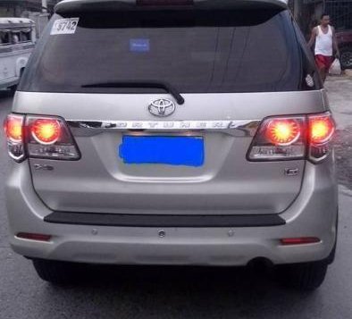 2nd Hand Toyota Fortuner 2012 Automatic Diesel for sale in Angeles-6