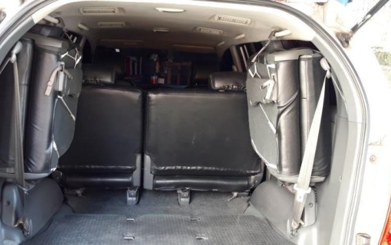 Toyota Innova 2013 Manual Diesel for sale in Quezon City-5