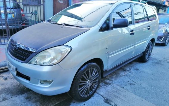 Sell 2nd Hand 2005 Toyota Innova at 110000 km in Marikina-1