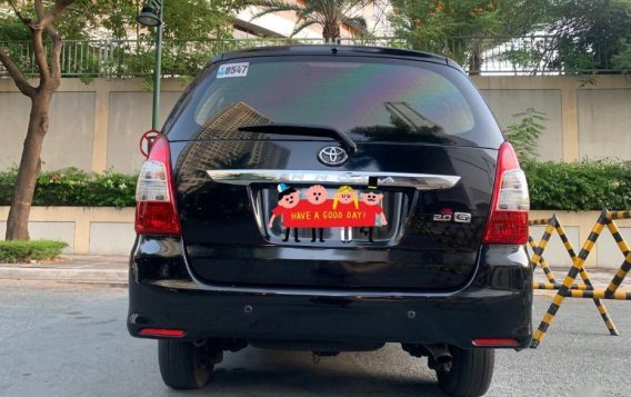 Selling 2nd Hand Toyota Innova 2012 in Taguig-5