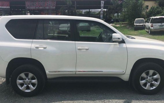 Toyota Land Cruiser Prado 2013 at 30000 km for sale-8