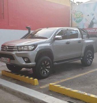 Selling Toyota Hilux 2018 in Quezon City-1