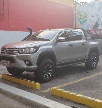 Selling Toyota Hilux 2018 in Quezon City-1