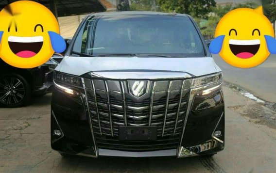Sell Brand New 2019 Toyota Alphard Automatic Gasoline in Makati-7