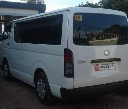 Toyota Hiace 2018 Manual Diesel for sale in Guiguinto-5