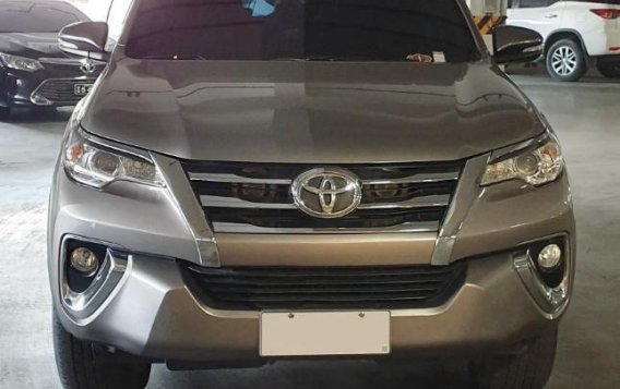 Selling 2nd Hand Toyota Fortuner 2017 in Quezon City-4