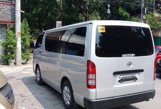 Used Toyota Hiace 2017 Manual Diesel for sale in Malabon-11