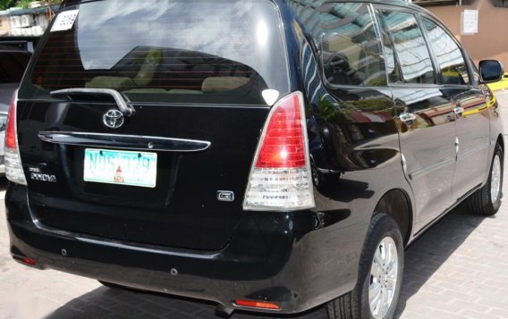 Sell 2010 Toyota Innova Automatic Diesel at 80000 km in Pasig-5