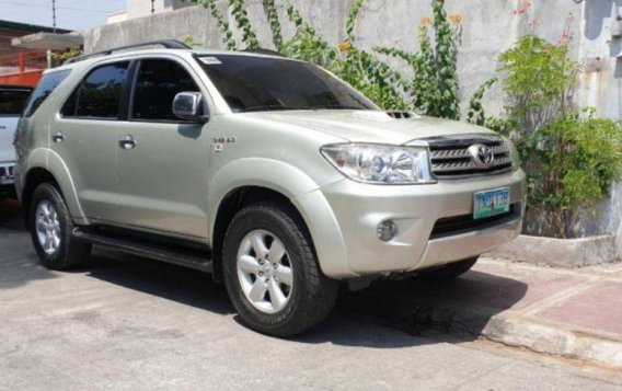 Toyota Fortuner 2011 Automatic Diesel for sale in Quezon City