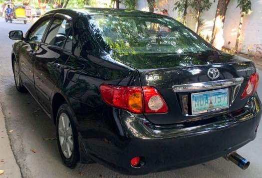 Selling Toyota Altis 2010 Manual Gasoline in Taguig-3