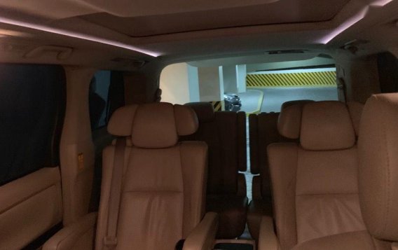 Sell Used 2010 Toyota Alphard in Pasay-3