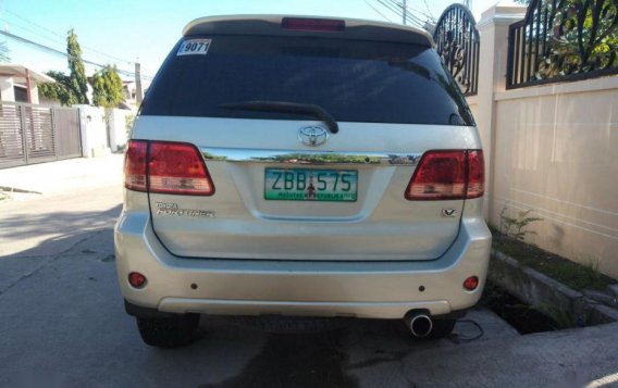 Selling Used Toyota Fortuner 2006 in Paniqui-5