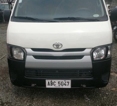 Sell 2nd Hand 2015 Toyota Hiace Manual Diesel at 37000 km in Cainta-2