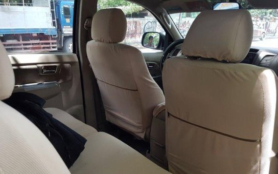 Sell Beige 2006 Toyota Fortuner Automatic Diesel at 80000 km in Quezon City-8