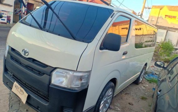 Sell Used 2017 Toyota Hiace Manual Diesel in Angeles