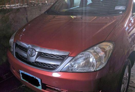 Red Toyota Innova 2008 for sale in Manual