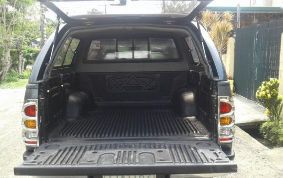 2nd Hand Toyota Hilux 2009 for sale in Cabanatuan-6