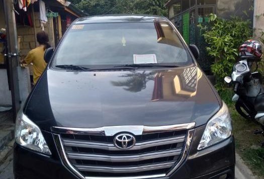 Selling 2nd Hand Toyota Innova 2016 in Pasay-3