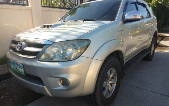 Selling Used Toyota Fortuner 2006 in Paniqui-1