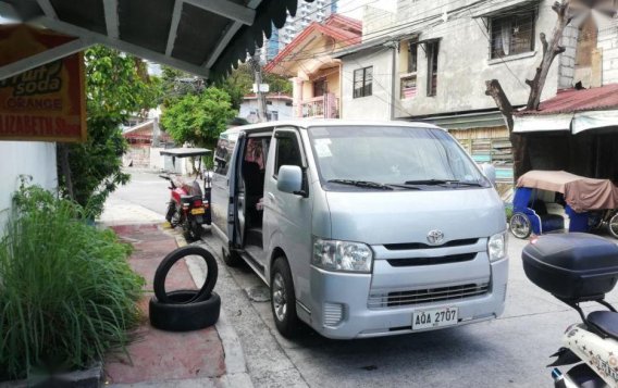 Selling 2nd Hand Toyota Hiace 2015 Manual Diesel at 80000 km in Pasig-3