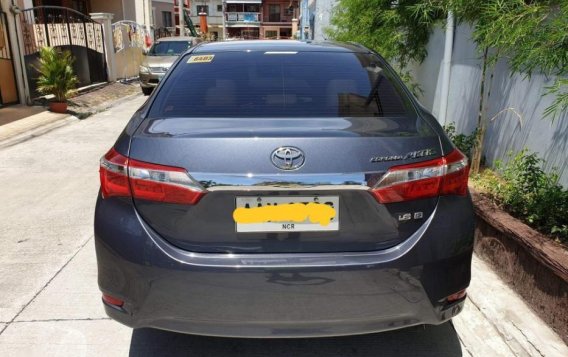 2nd Hand Toyota Corolla Altis 2014 at 80000 km for sale in Parañaque-1