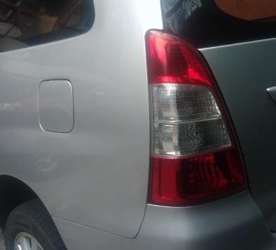 2013 Toyota Innova for sale in Quezon City-2