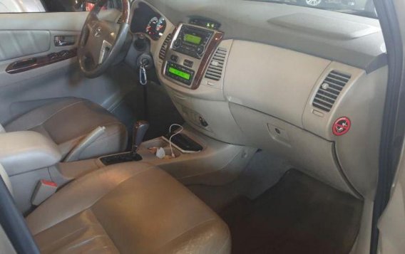 2nd Hand Toyota Innova 2012 Automatic Gasoline for sale in Quezon City-6