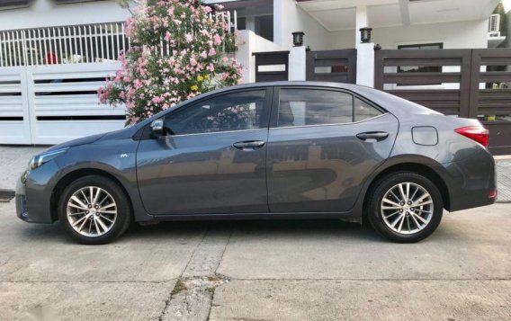 Selling 2nd Hand Toyota Camry 2016 Automatic Gasoline at 30000 km in Parañaque-5