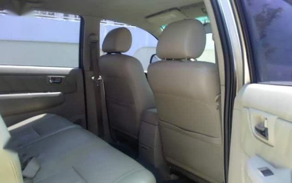 Toyota Fortuner 2007 Automatic Diesel for sale in Dasmariñas-6