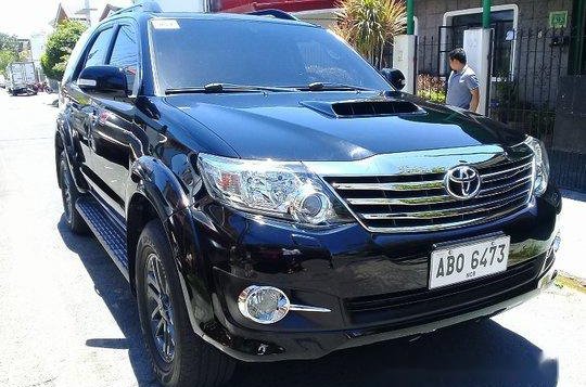 Sell Black 2015 Toyota Fortuner at 81000 km in Manila