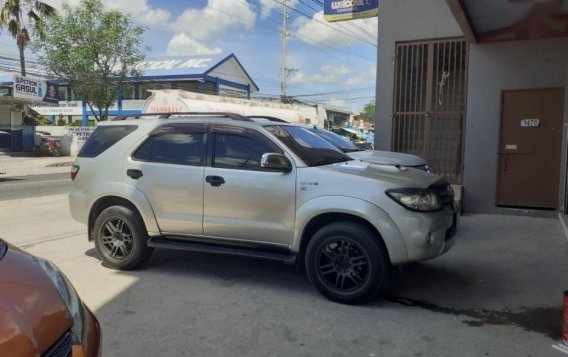 Selling Toyota Fortuner 2010 at 90000 km in Tarlac City-6