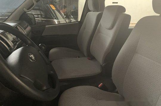 Black Toyota Hiace 2018 at 1900 km for sale-4