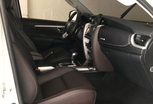 Toyota Fortuner 2019 Automatic Diesel for sale in Manila-5