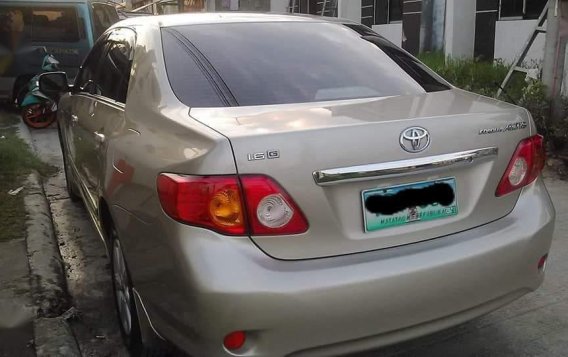 Selling Toyota Altis 2010 Manual Gasoline in Lipa-1