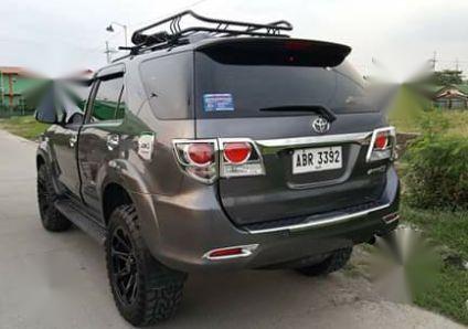 Toyota Fortuner 2015 Manual Diesel for sale in Manila-5