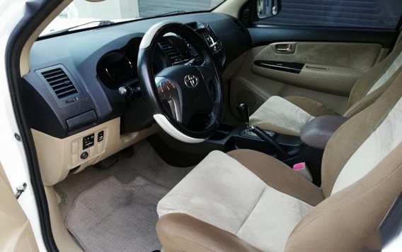 Selling 2nd Hand Toyota Fortuner 2014 in Manila-6