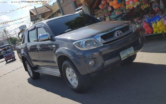 Sell 2nd Hand 2011 Toyota Hilux Manual Diesel at 78000 km in Rosales