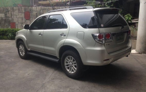 2nd Hand Toyota Fortuner 2012 for sale in Valenzuela-4