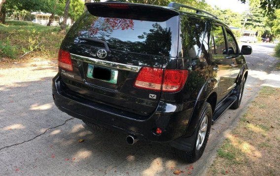 2nd Hand Toyota Fortuner 2008 for sale in Las Piñas-3